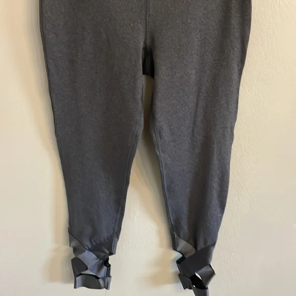 Betsey Johnson performance leggings crop - Picture 3 of 10